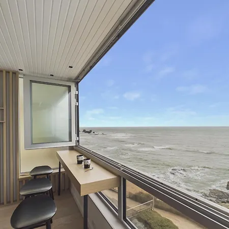 Vue Imprenable Sur L'ocean, Sejour Pour 2 *